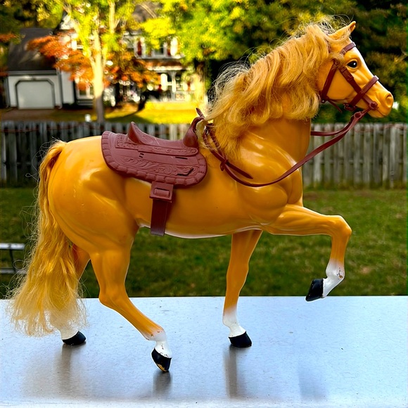 Other Barbies Horse Dallas Palomino By Mattel Bridle Saddle Vintage